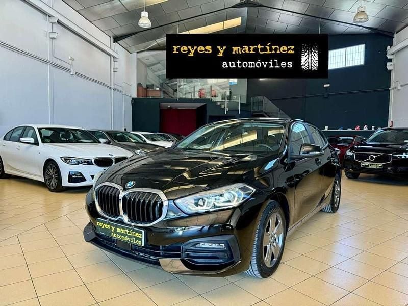 Negro Usado 2022 BMW 118 M Sport Utilitario | 19.990 € (Precio justo) - Imagen 1/4