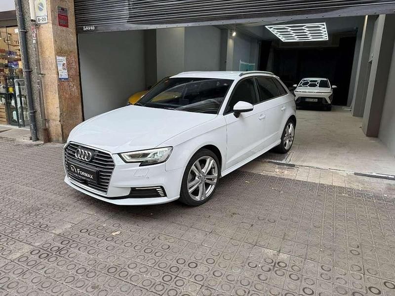 Usado Audi A3 Sportback e-tron S-Line 204 CV (150 kW) 2020 Blanco Utilitario