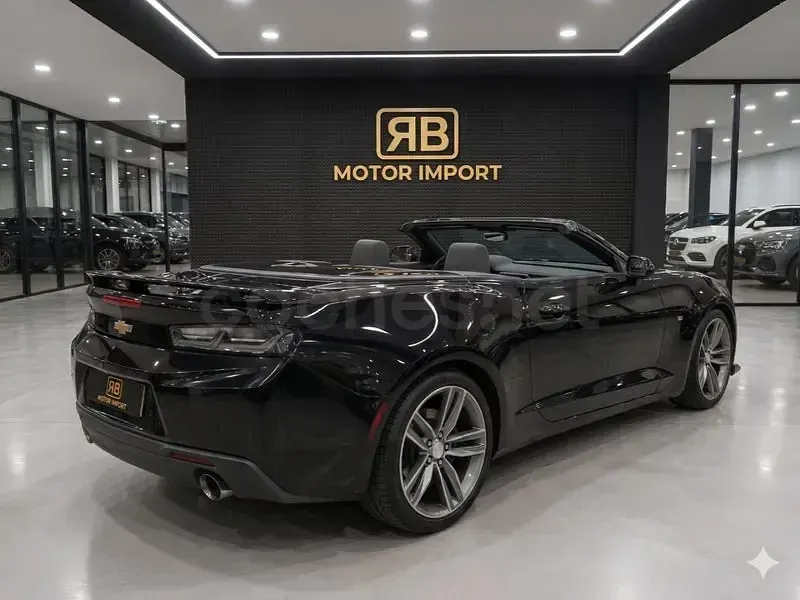 Usado Chevrolet Camaro 432 CV (317 kW) 2018 Negro Descapotable