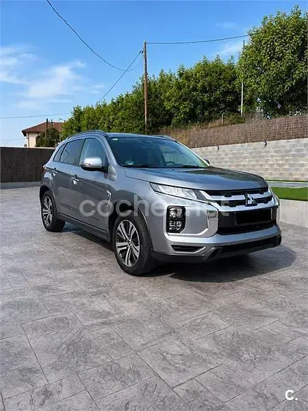 Usado Mitsubishi ASX 150 CV (110 kW) 2020 Gris / plata SUV