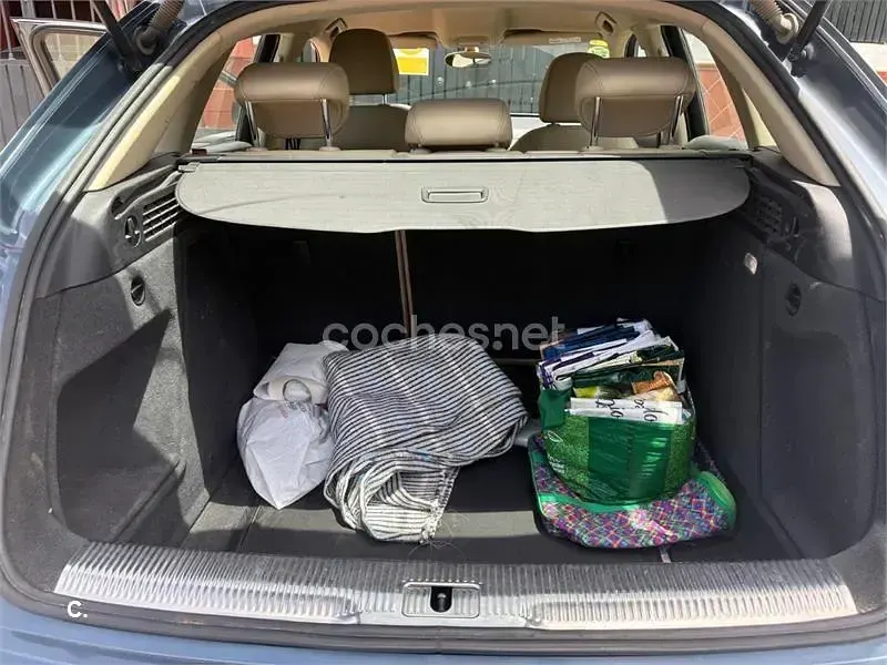 Usado Audi Q3 150 CV (110 kW) 2015 Gris / plata SUV
