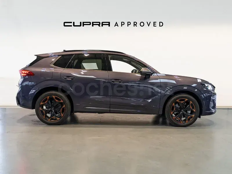 Usado Cupra Terramar 204 CV (150 kW) 2025 Violeta / lila SUV