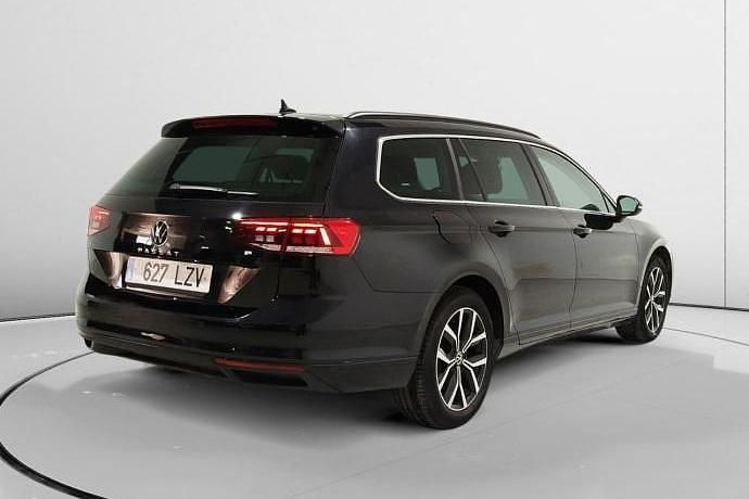 Usado VW Passat Business 150 CV (110 kW) 2022 Familiar