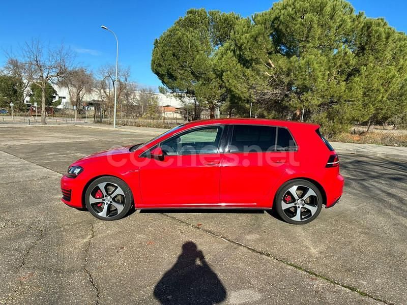 Usado VW Golf GTI 230 CV (169 kW) 2016 Rojo Berlina