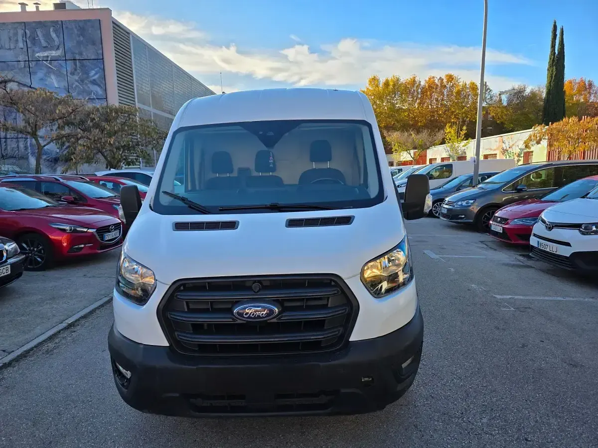 Occasion Ford Transit Trend 131 PK (96 kW) 2022 Wit Van
