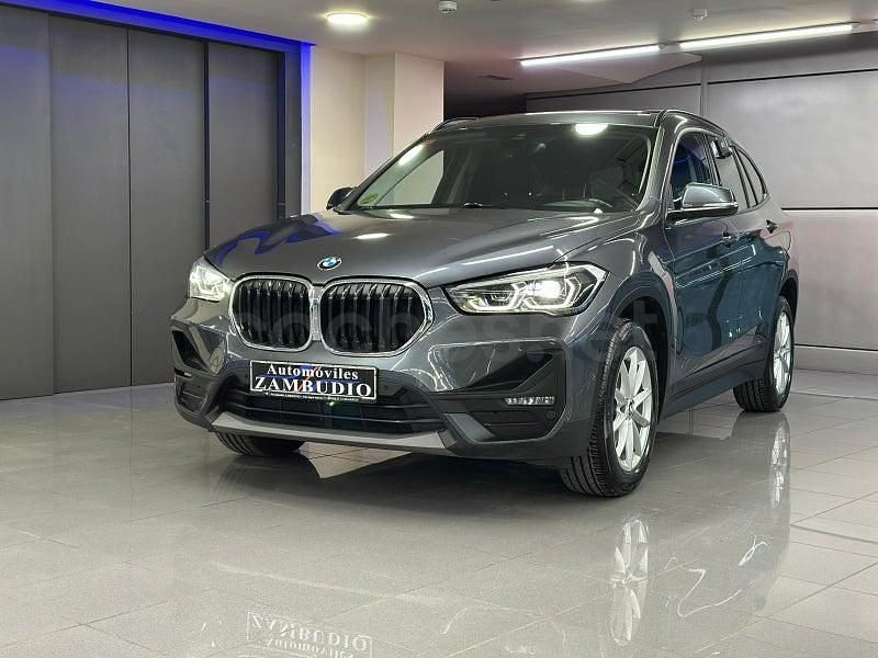 Usado BMW X1 150 CV (110 kW) 2021 Gris / plata SUV
