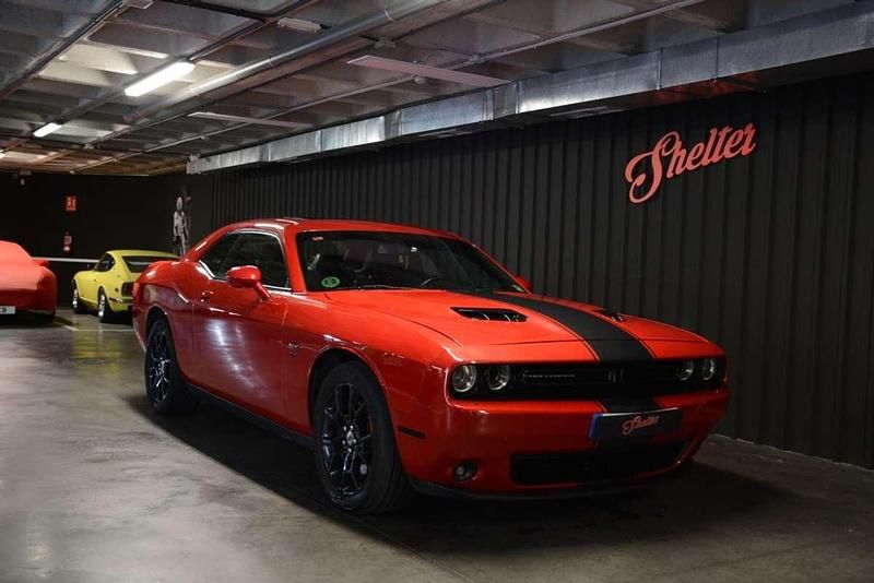 Usado Dodge Challenger 375 CV (275 kW) 2017 Rojo Coupe
