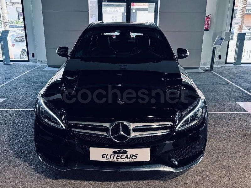 Usado Mercedes C180 156 CV (114 kW) 2018 Negro Familiar