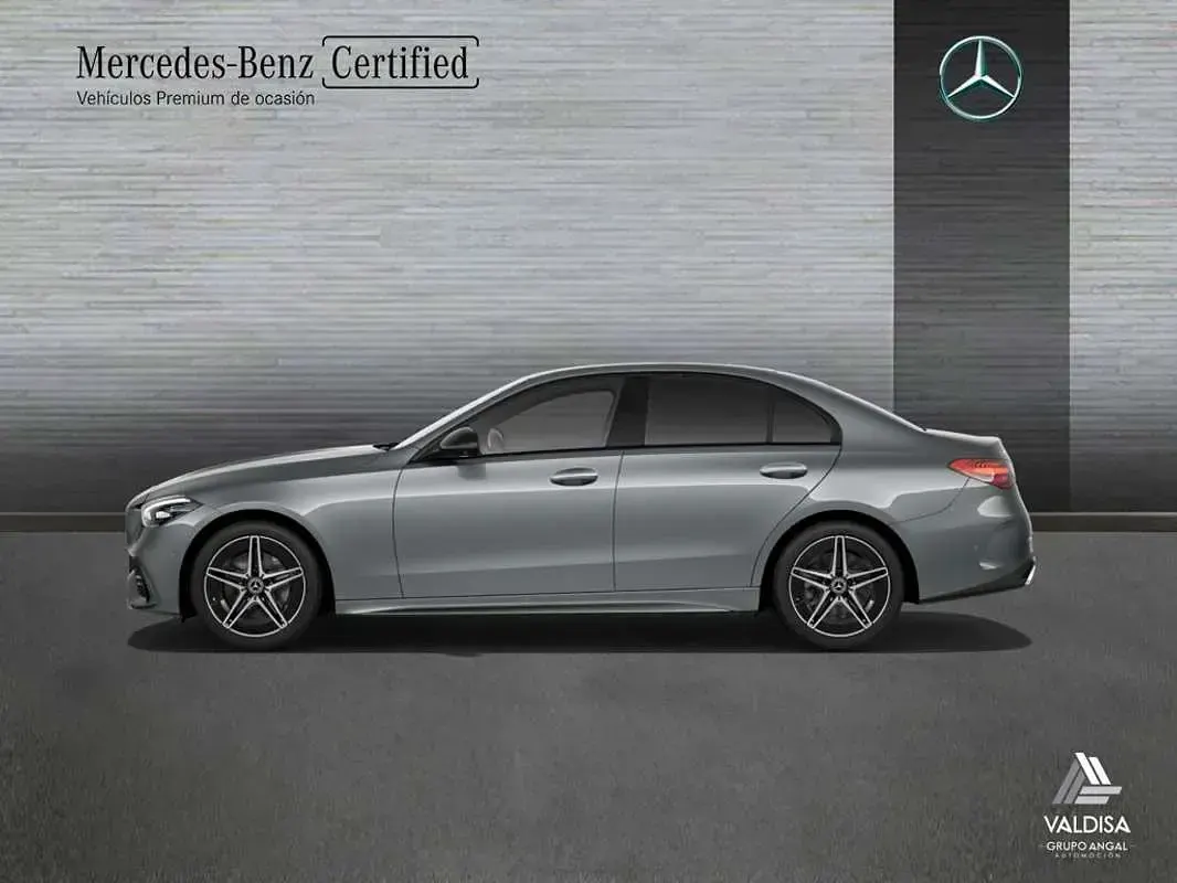 Usado Mercedes C200 AMG line 204 CV (150 kW) 2022 Utilitario