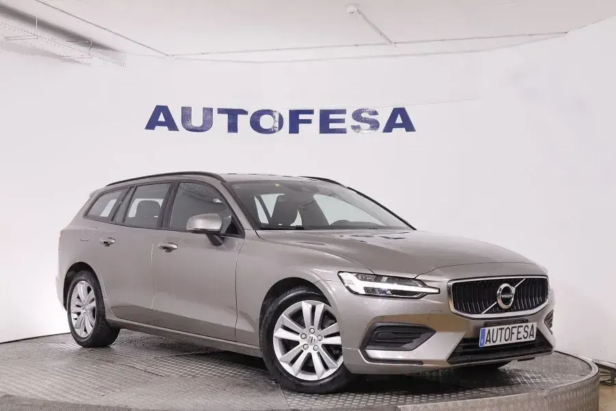 Usado Volvo V60 Business Edition 197 CV (144 kW) 2022 Marron Familiar