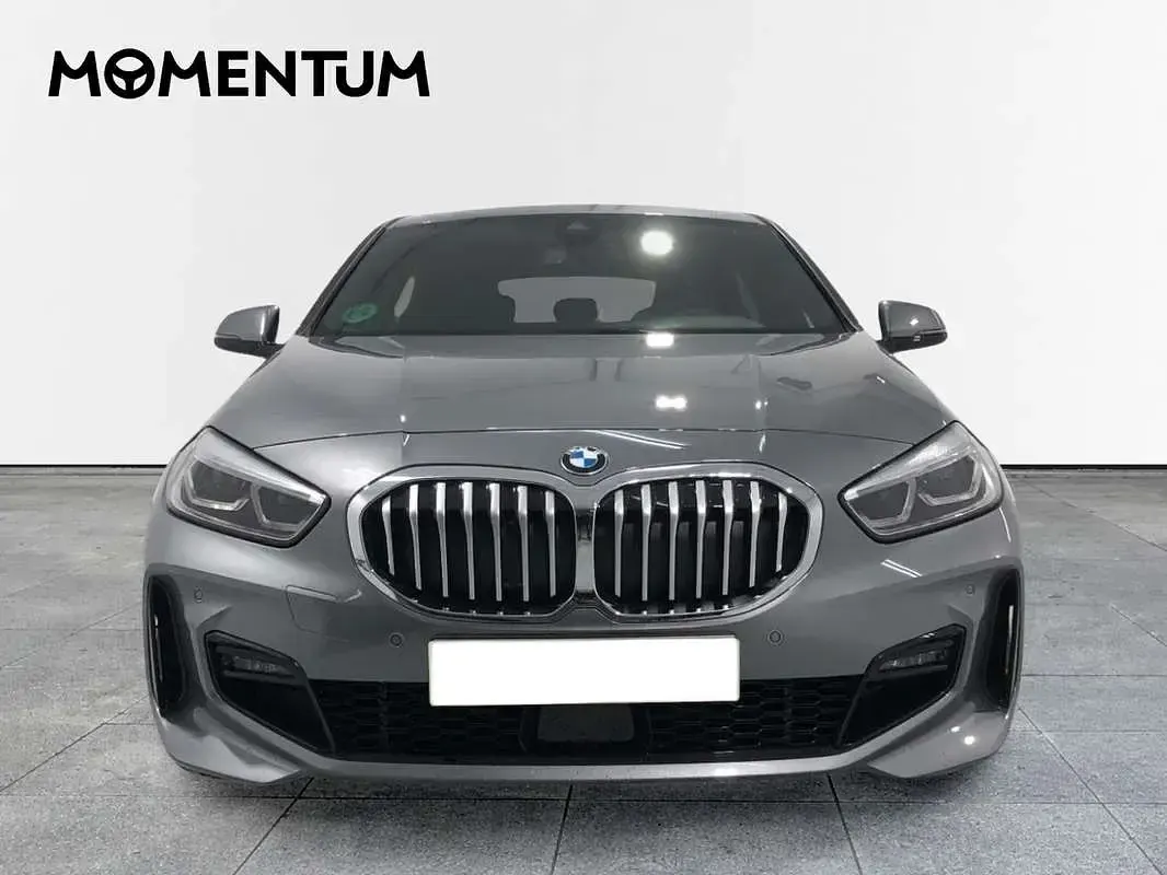 Usado BMW 118 150 CV (110 kW) 2024 Gris Utilitario
