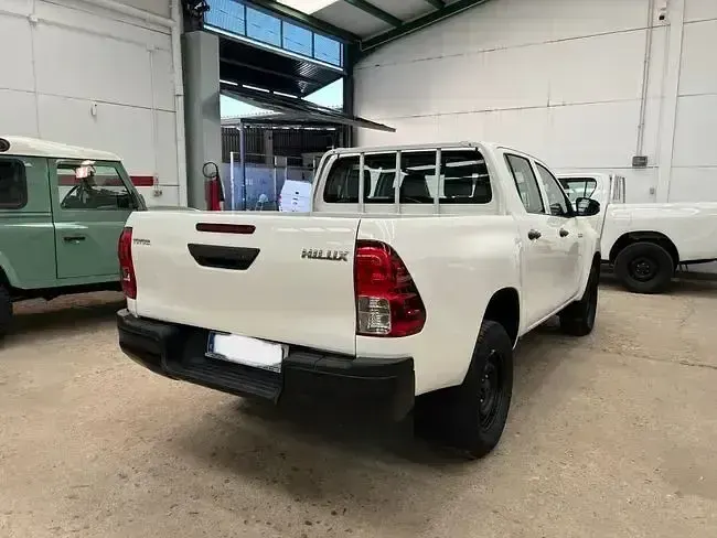 Usado Toyota HiLux 150 HP (110 kW) 2019 Branco Pickup