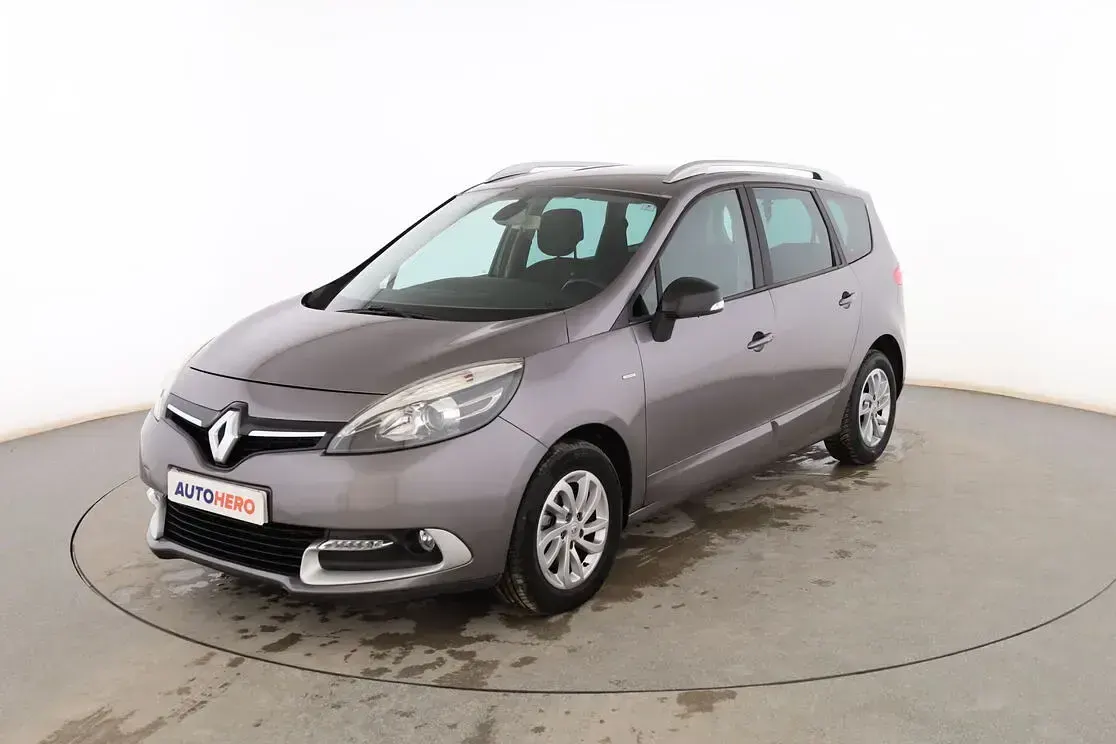 Usado Renault Scenic E-Tech LIMITED 130 CV (95 kW) 2014 Monovolumen