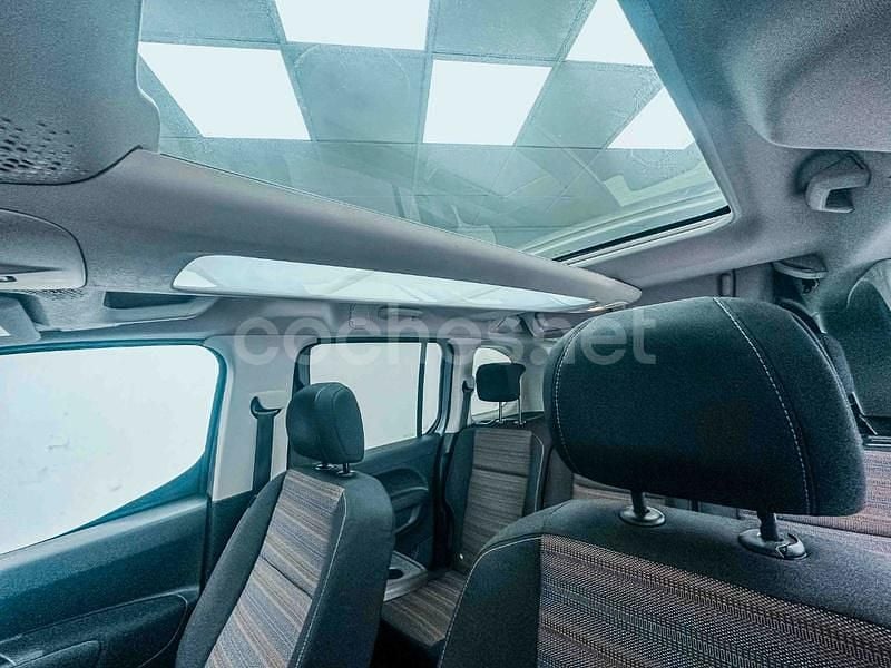 Gris / plata Usado 2018 Opel Combo Life Innovation Monovolumen | 16.650 € (Precio justo) - Imagen 1/4