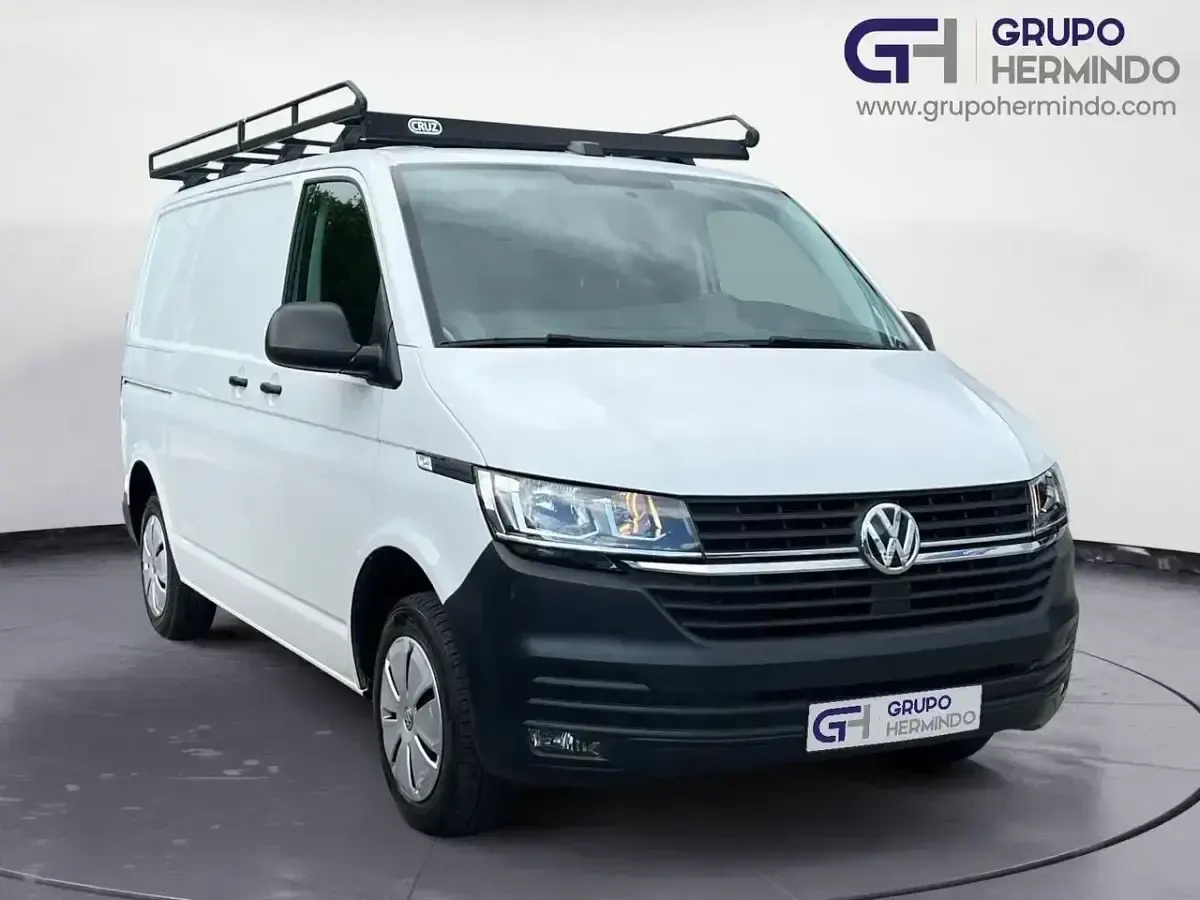 Używany VW Transporter 110 KM (80 kW) 2023 Biały Van
