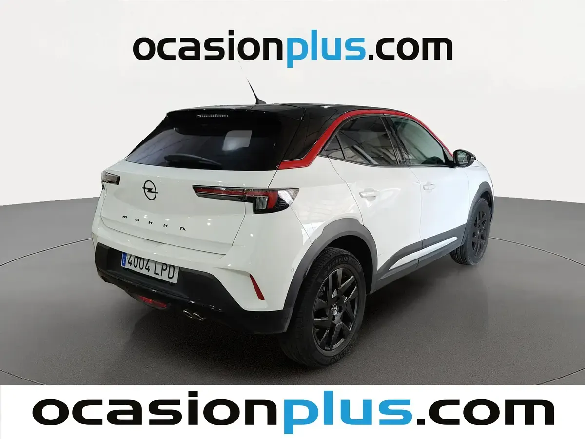 Usado Opel Mokka GS Line 131 CV (96 kW) 2021 Blanco SUV