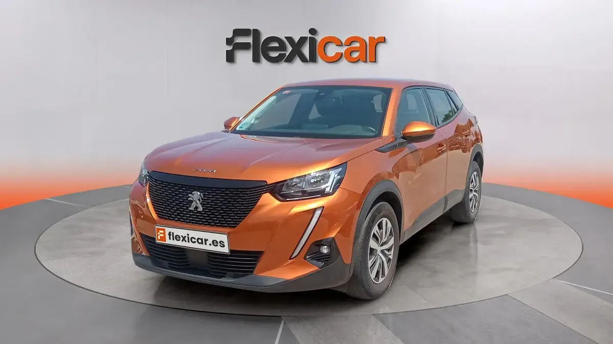 Usado Peugeot 2008 Active 110 CV (80 kW) 2021 Naranja SUV