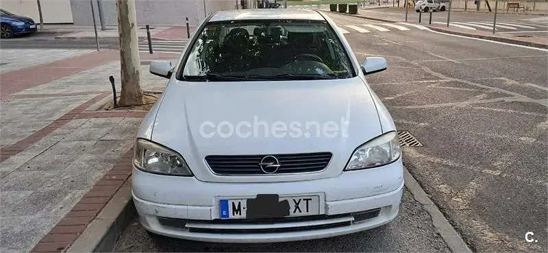 Usado Opel Astra Elegance 115 CV (84 kW) 1999 Blanco Berlina