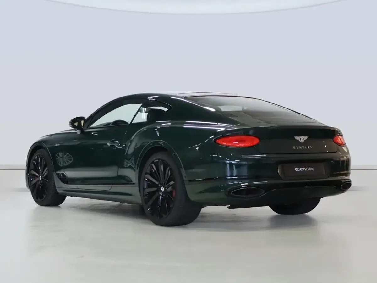 Usado Bentley Continental GT 659 CV (484 kW) 2021 Verde Coupe