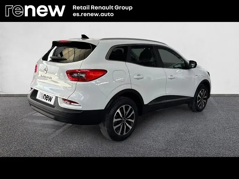 Usado Renault Kadjar LIMITED 140 CV (102 kW) 2022 Blanco SUV