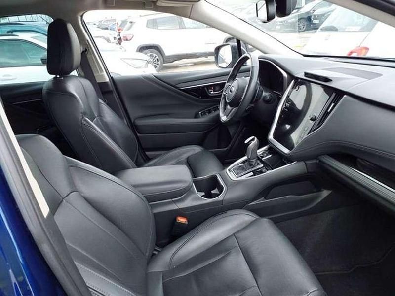 Usado Subaru Outback 169 CV (124 kW) 2023 Azul Familiar