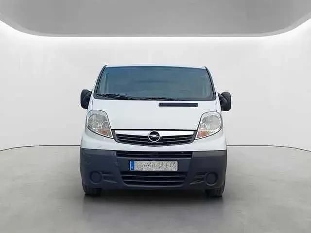Usado Opel Vivaro 90 HP (66 kW) 2013 Branco Monovolume