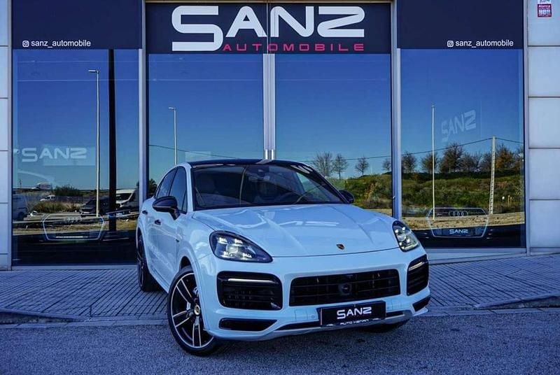 Usado Porsche Cayenne 462 CV (339 kW) 2021 Blanco SUV