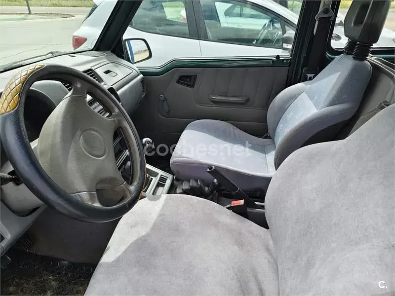 Usado Suzuki Vitara 90 CV (66 kW) 2002 Verde SUV