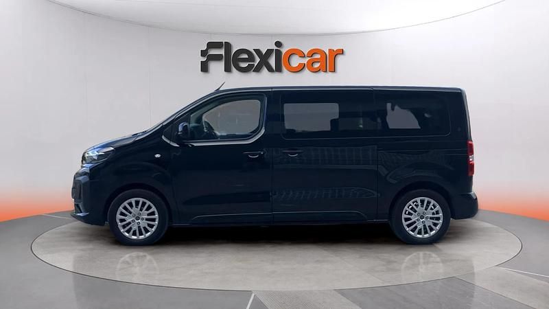 Usado Peugeot Traveller Business-Line 180 CV (132 kW) 2024 Negro Monovolumen