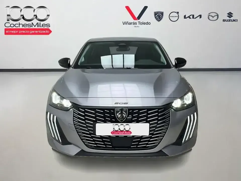 Usado Peugeot 208 Allure 110 CV (80 kW) 2025 Gris Utilitario