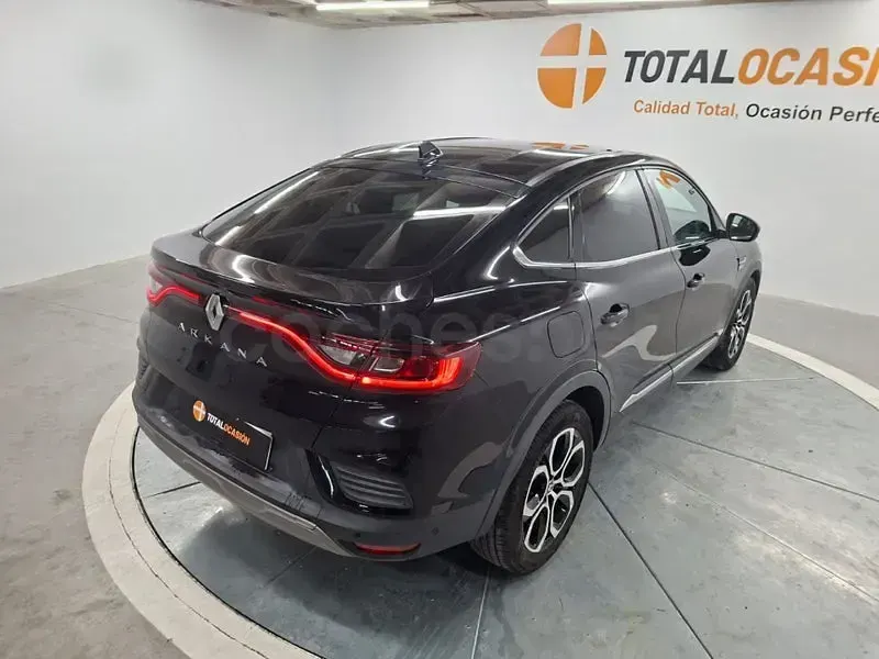 Usado Renault Arkana Techno 140 CV (102 kW) 2022 Negro SUV