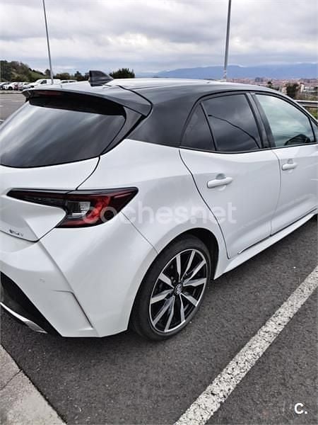 Usado Toyota Corolla Edition 140 CV (102 kW) 2024 Blanco Berlina