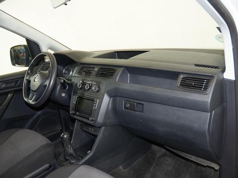 Usado VW Caddy 102 CV (75 kW) 2020 Blanco Monovolumen