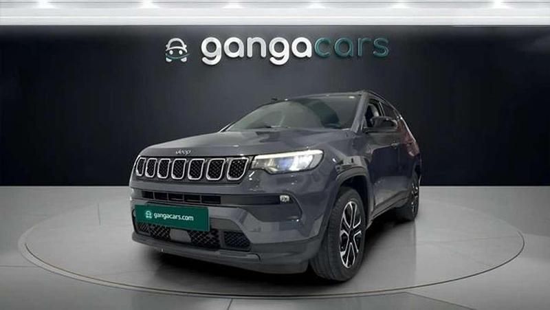 Usado Jeep Compass Limited 190 CV (139 kW) 2023 Gris SUV