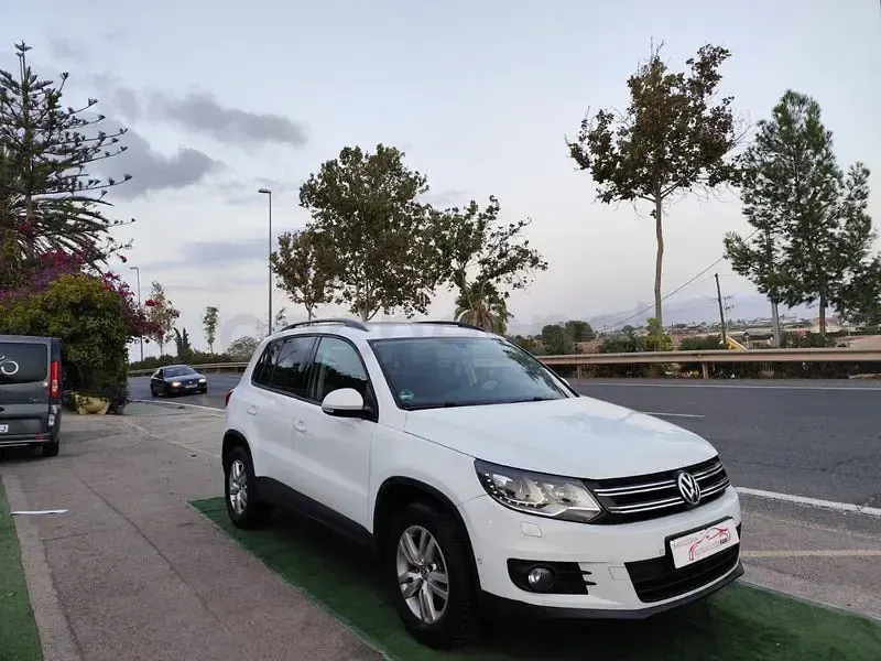 Usado VW Tiguan 110 CV (80 kW) 2014 Blanco SUV