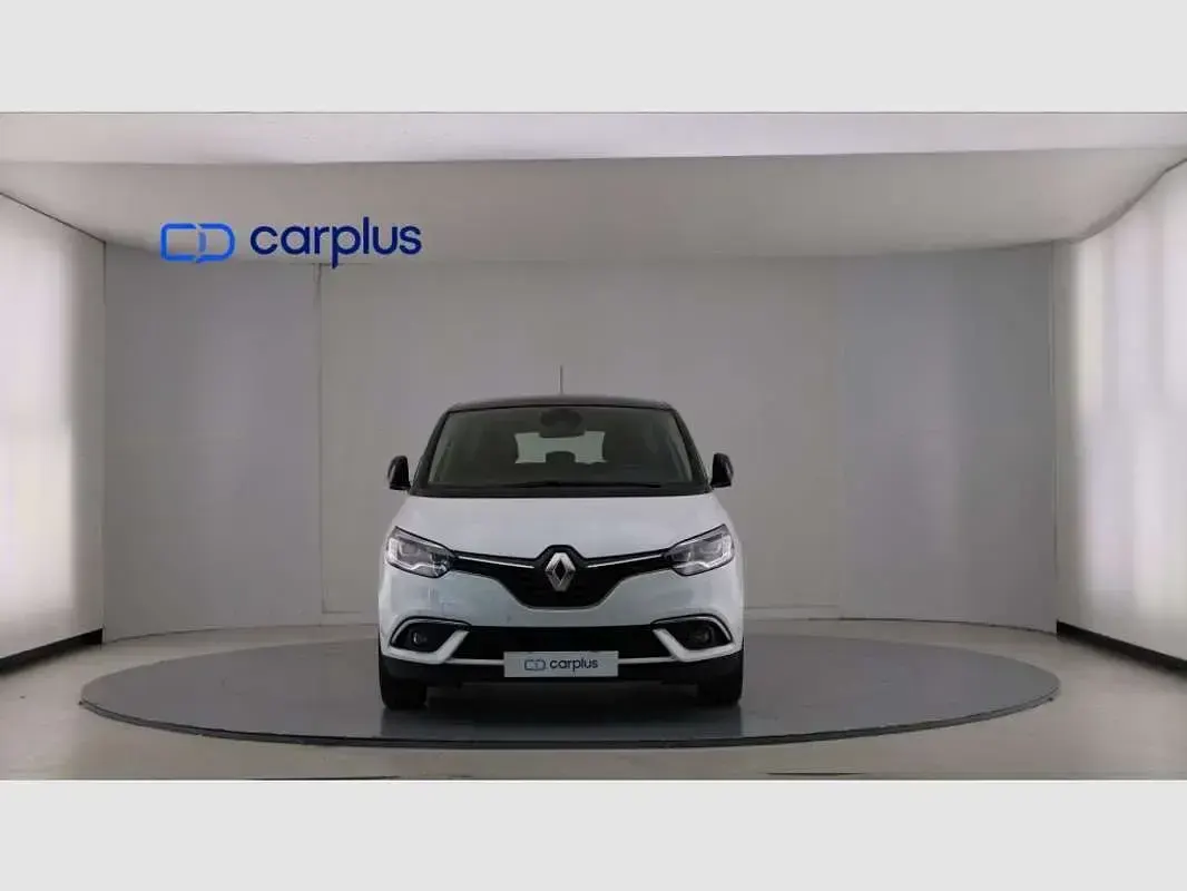 Usado Renault Scénic IV Zen 140 CV (102 kW) 2019 Blanco Monovolumen