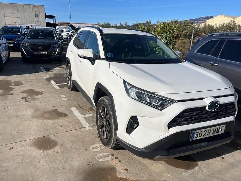 Usado Toyota RAV4 Advance 218 CV (160 kW) 2024 Blanco SUV