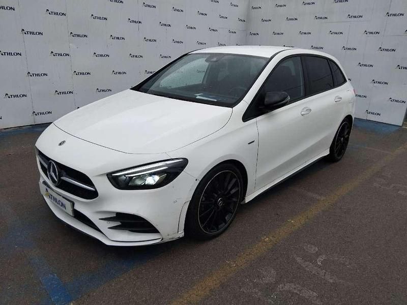 Usado Mercedes B200 150 CV (110 kW) 2022 Blanco Monovolumen