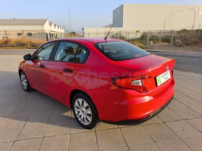 Usado Fiat Tipo Pop 95 CV (69 kW) 2019 Rojo Berlina