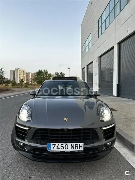 Usado Porsche Macan 245 CV (180 kW) 2018 Gris / plata SUV
