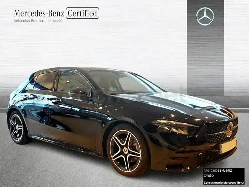 Usado Mercedes A180 136 CV (100 kW) 2025 Negro Berlina