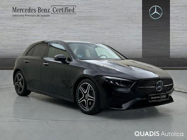 Usado Mercedes A180 AMG line 136 CV (100 kW) 2026 Negro noche