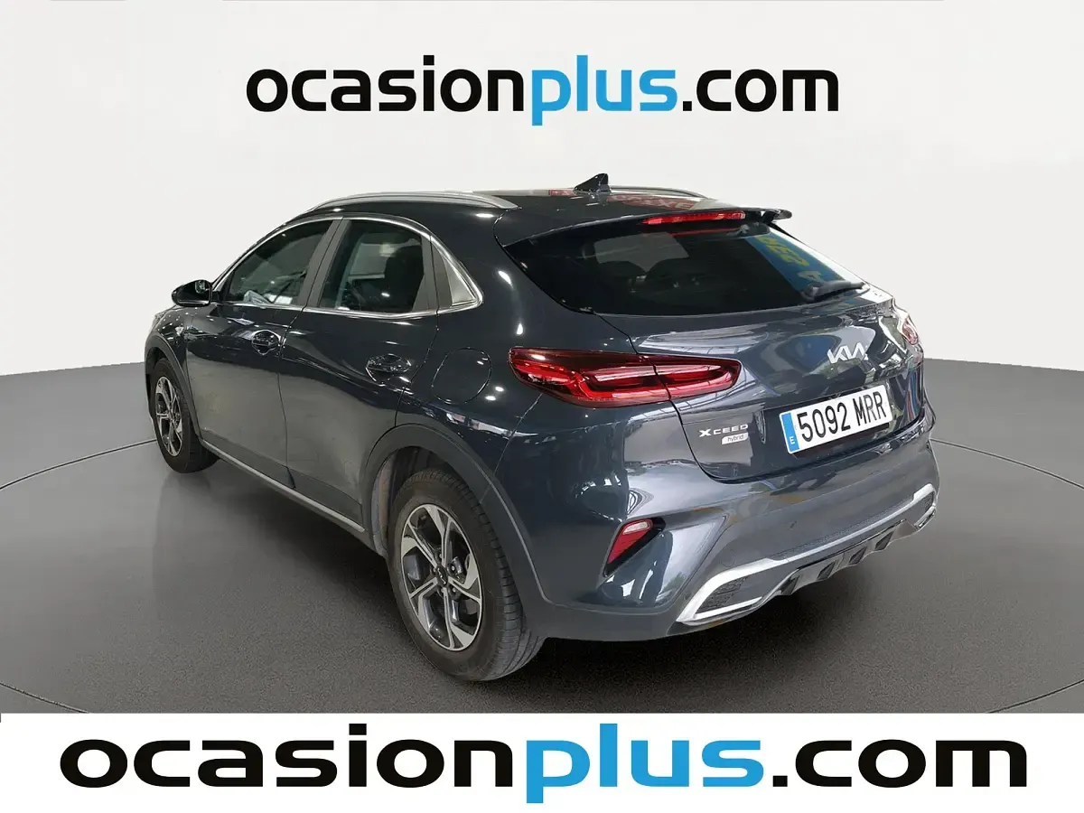 Usado Kia XCeed 160 CV (117 kW) 2024 Gris SUV