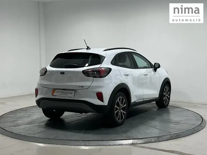 Usado Ford Puma Titanium 125 CV (91 kW) 2022 Blanco SUV