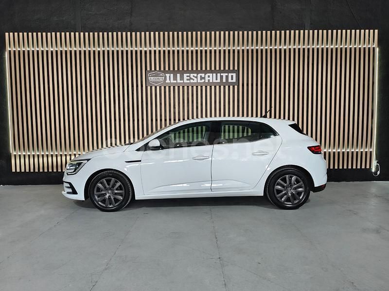 Usado Renault Mégane IV Business 115 CV (84 kW) 2021 Blanco Berlina