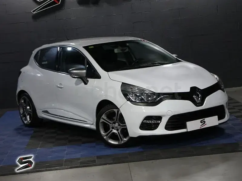 Usado Renault Clio IV GT 120 CV (88 kW) 2015 Blanco Berlina