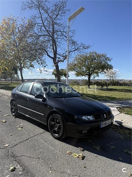Negro Usado 2003 Seat Leon Sport Berlina | 6000 € (Caro) - Imagen 1/4
