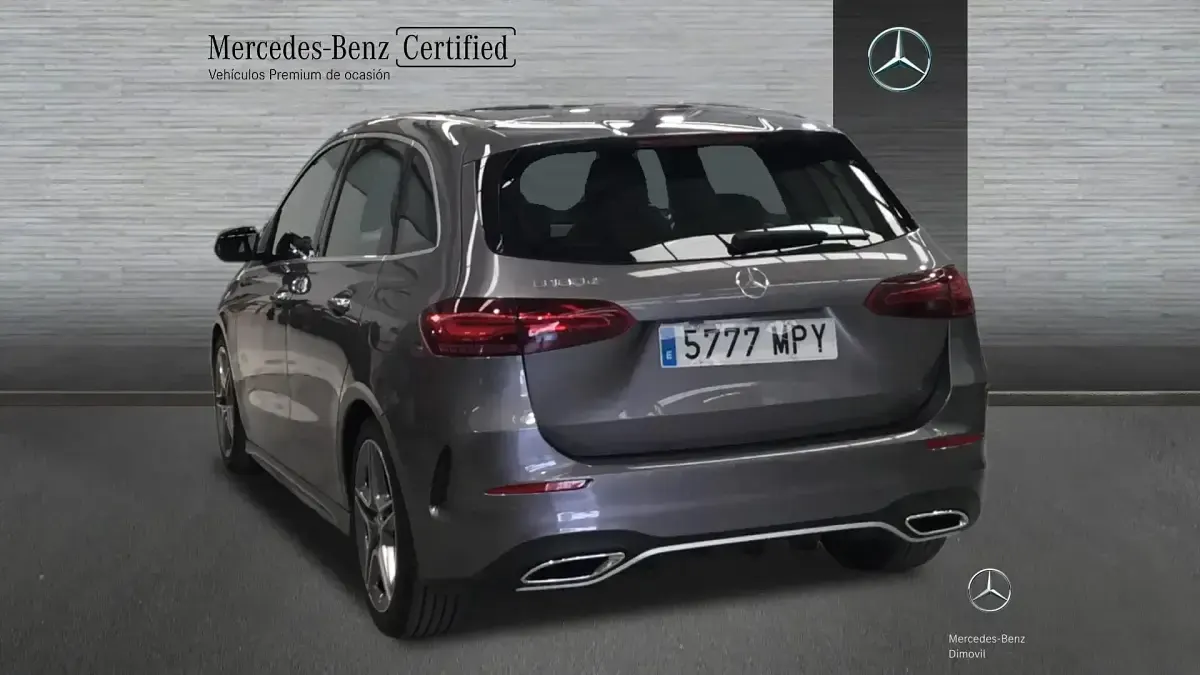 Occasion Mercedes B180 AMG line 116 PK (85 kW) 2024 Grijs MPV