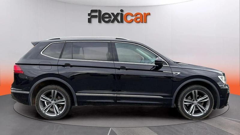 Usado VW Tiguan Allspace R-line 150 CV (110 kW) 2021 Negro SUV