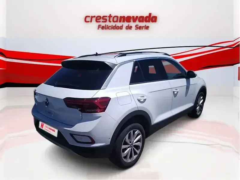 Usado VW T-Roc Life 150 CV (110 kW) 2022 Blanco SUV